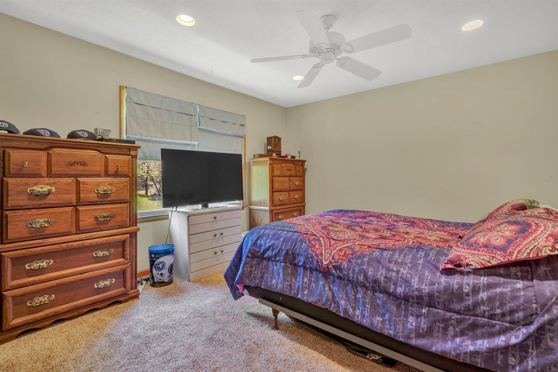 1030 Carters Island Road Goodview, VA 24095 - Photo 32 of 75 28-042020210019