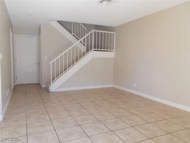 $1,500 | 6465 Big Pine Way, Las Vegas, NV 89108