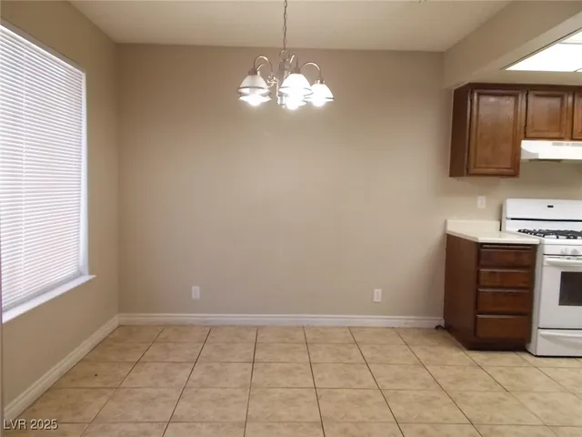 $1,500 | 6465 Big Pine Way, Las Vegas, NV 89108