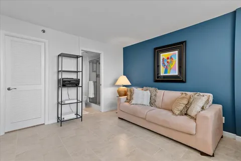 $675,000 | 4511 South Ocean Boulevard, Unit 805, Highland Beach, FL 33487