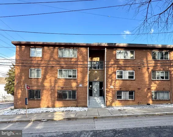 $2,060 | 1300 Morris Road Southeast, Unit A7, Washington, DC 20020