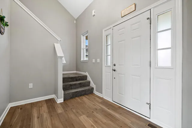 $649,900 | 1155 La Salle Court, Lake Geneva, WI 53147