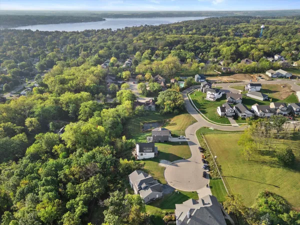 $624,900 | 1155 La Salle Court, Lake Geneva, WI 53147