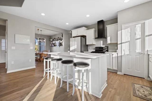 $649,900 | 1155 La Salle Court, Lake Geneva, WI 53147