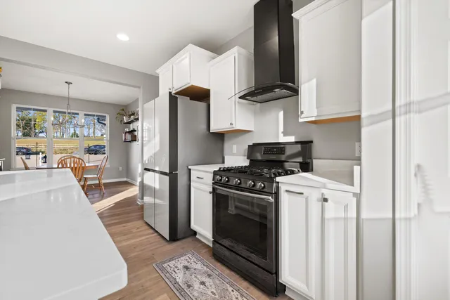 $649,900 | 1155 La Salle Court, Lake Geneva, WI 53147