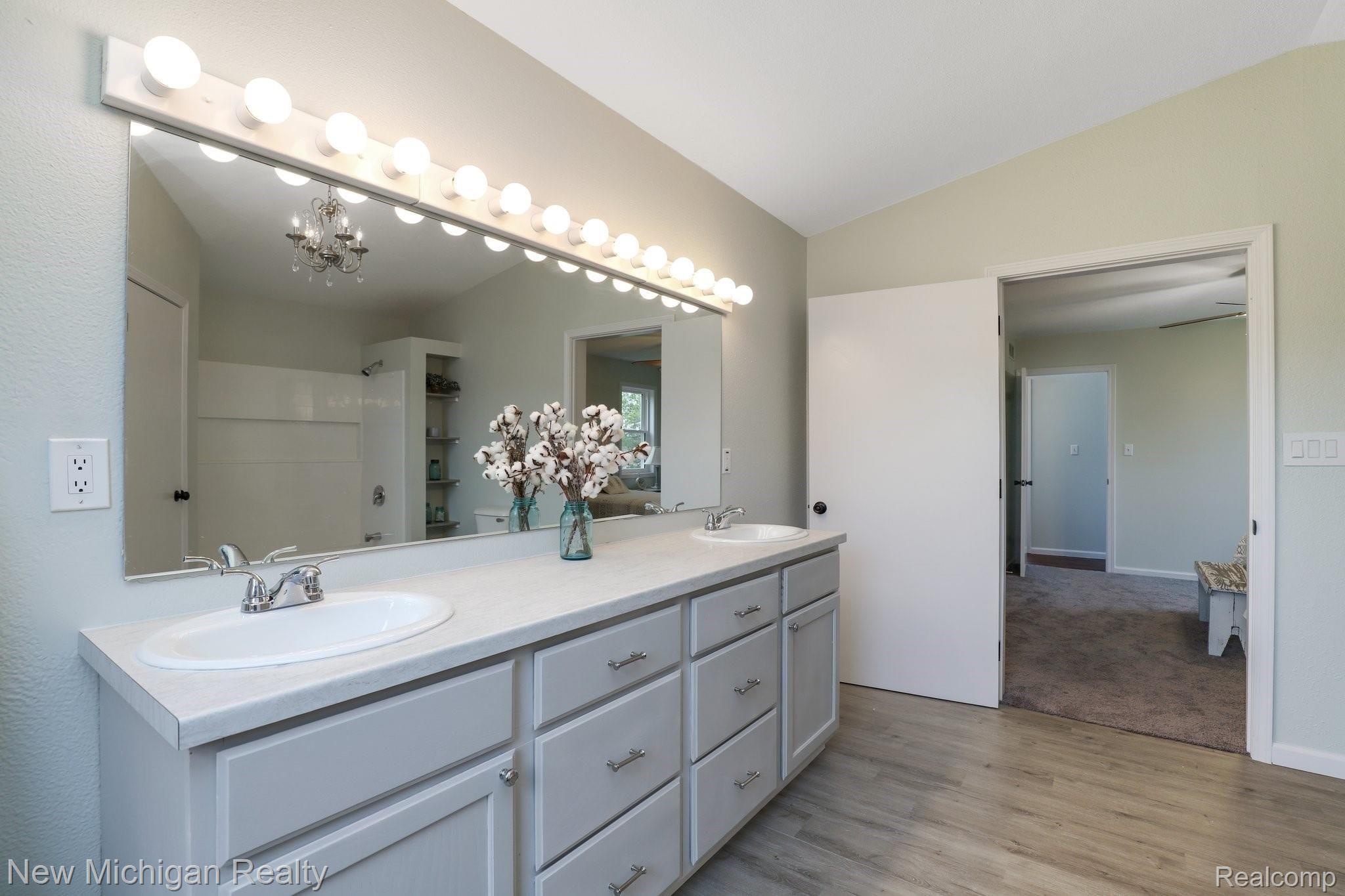 8462 Seymour Road Gaines, MI 48436 - Photo 19 of 33 8462+Seymour+Rd+Gaines-23-web.jpg