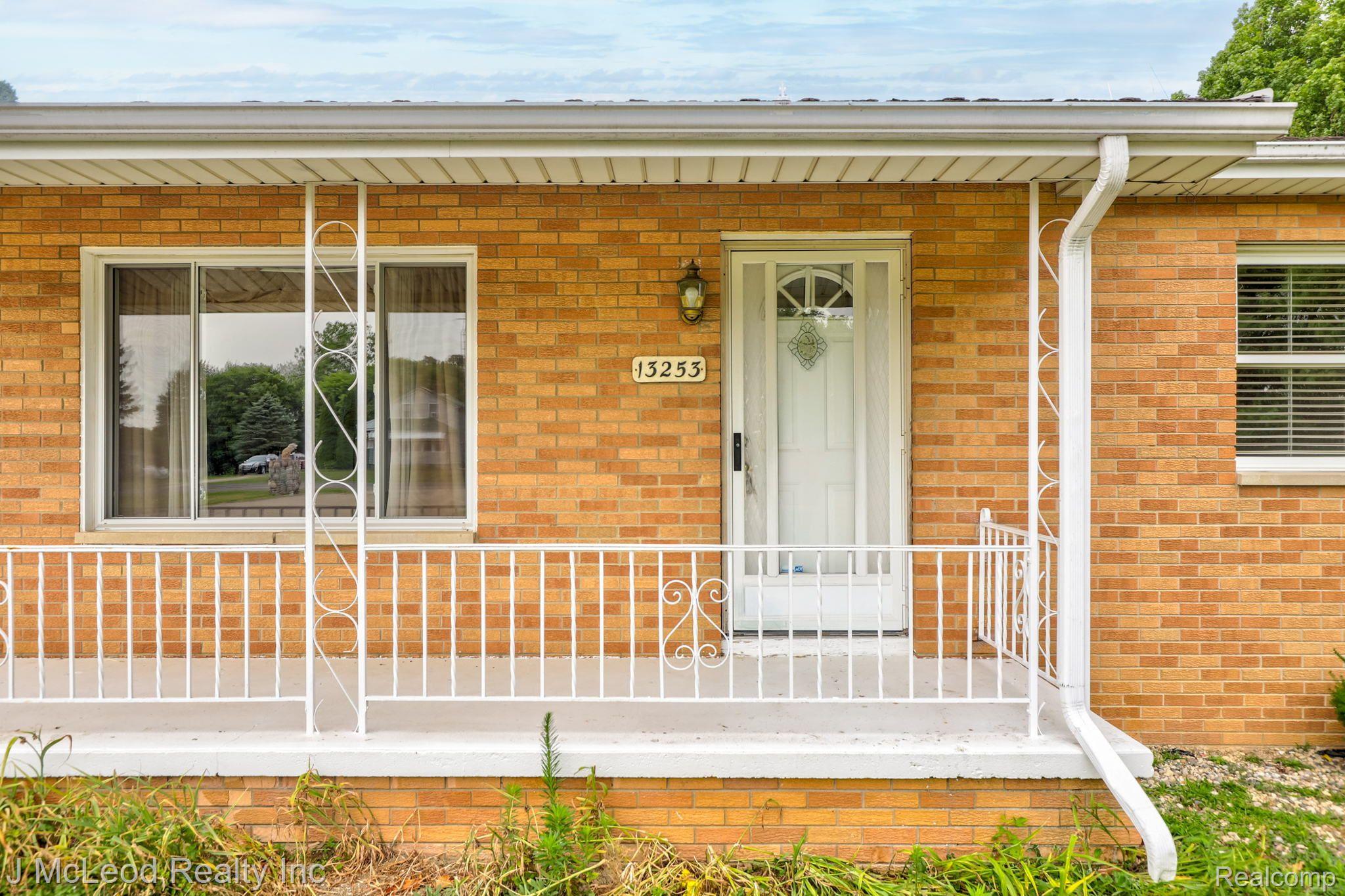 13253 North Irish Road Millington, MI 48746 - Photo 4 of 53