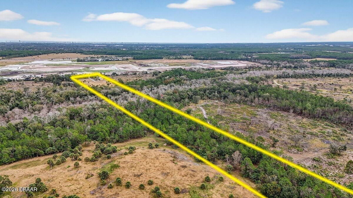 1700 Tomoka Farms Road Port Orange, FL 32128 - Photo 36 of 43 a view of an ocean from a balcony