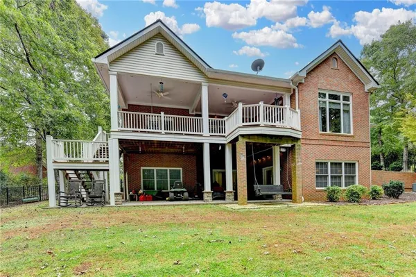 $894,000 | 255 Laurel Pl Drive, Cornelia, GA 30531