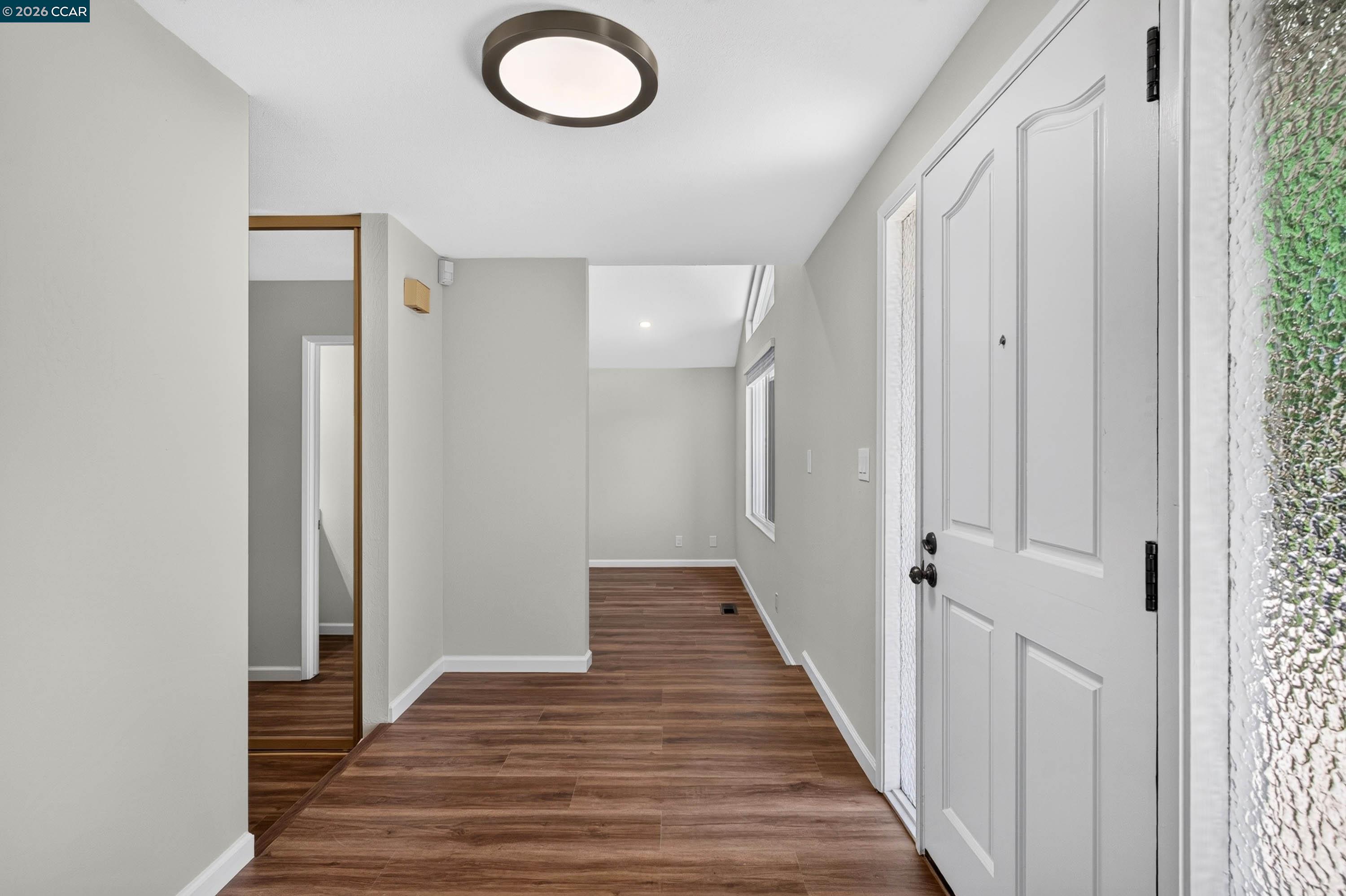 121 Violet Road Hercules, CA 94547 - Photo 5 of 70 Gallery Image 5