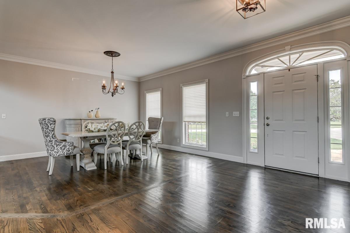 4616 Bears Paw Court Springfield, IL 62711 - Photo 7 of 48 Gallery Image 7