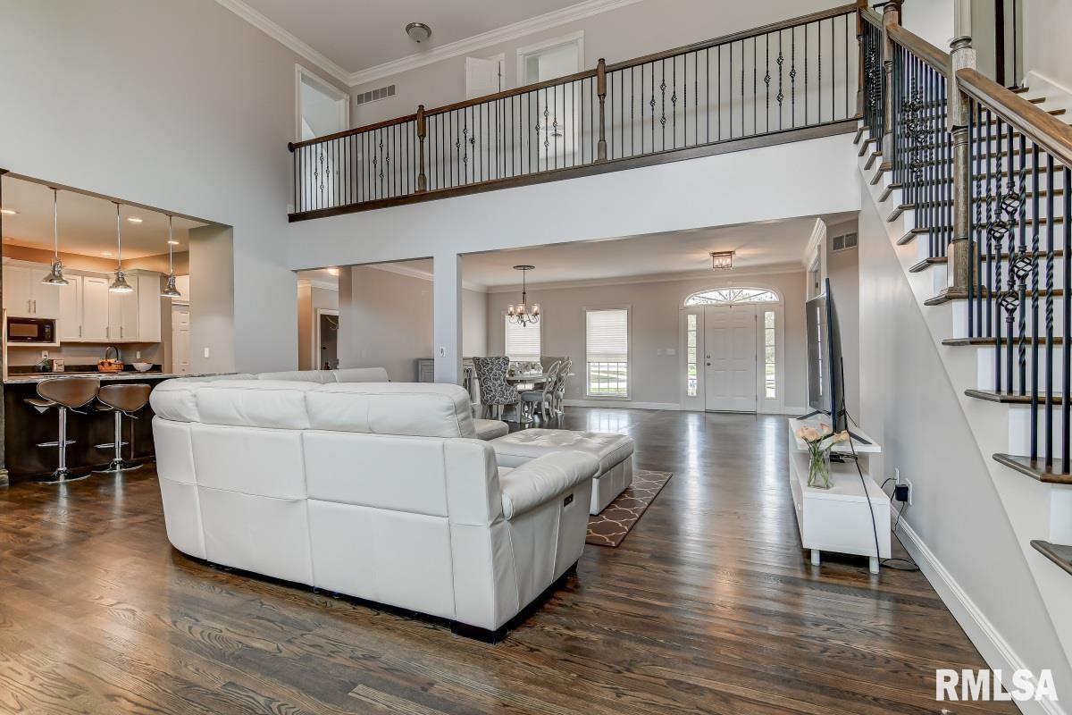 4616 Bears Paw Court Springfield, IL 62711 - Photo 8 of 48 Gallery Image 8