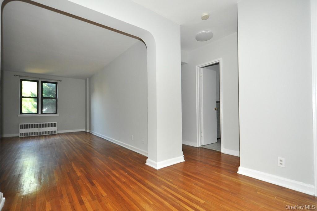 142 Garth Road, Unit 2N Scarsdale, NY 10583 - Photo 21 of 32 Dining foyer opens to the living room has a double closet and is 11'-0" x 9'-5".