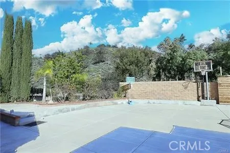a house view with a outdoor space