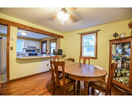 123 Peekskill Avenue Springfield, MA 01129 - Photo 11 of 28