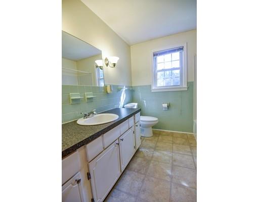 123 Peekskill Avenue Springfield, MA 01129 - Photo 14 of 28
