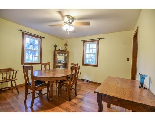 123 Peekskill Avenue Springfield, MA 01129 - Photo 10 of 28