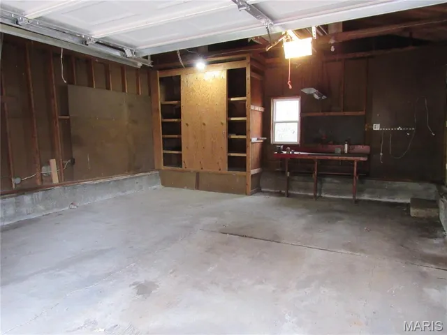 $95,000 | 1122 East Drive, Cottage Hills, IL 62018