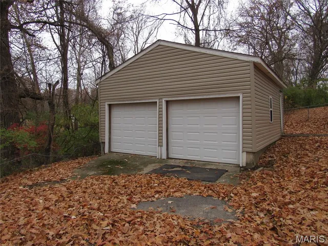 $95,000 | 1122 East Drive, Cottage Hills, IL 62018