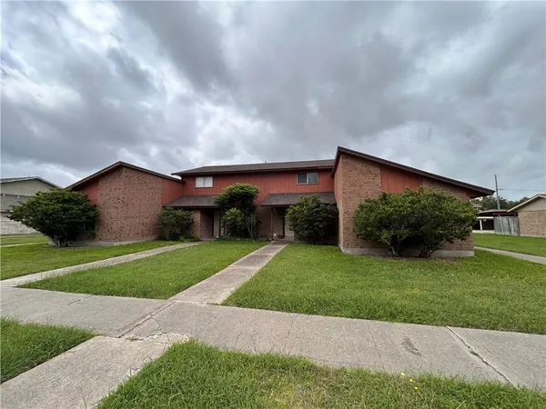 $1,050 | 4217 Acushnet Drive, Unit D, Corpus Christi, TX 78413