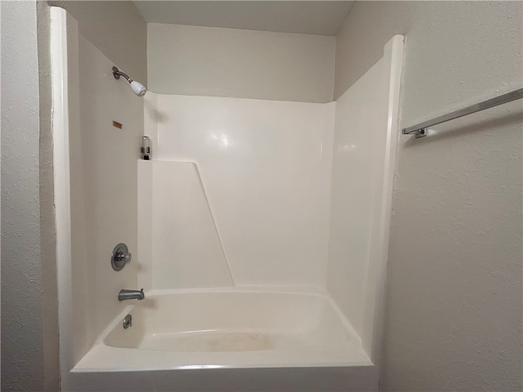 4217 Acushnet Drive, Unit D Corpus Christi, TX 78413 - Photo 19 of 26