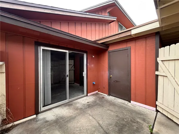 $1,050 | 4217 Acushnet Drive, Unit D, Corpus Christi, TX 78413