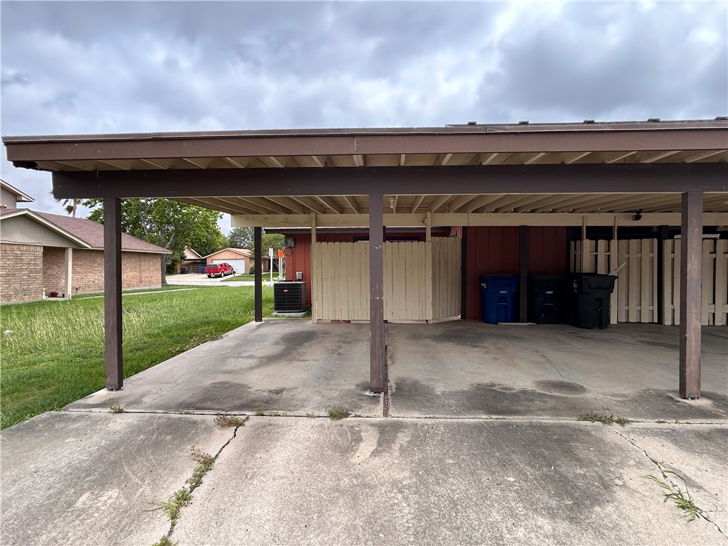 4217 Acushnet Drive, Unit D Corpus Christi, TX 78413 - Photo 24 of 26