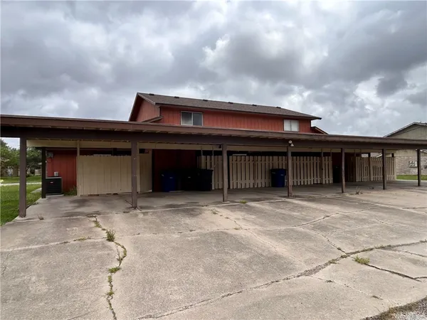 $1,050 | 4217 Acushnet Drive, Unit D, Corpus Christi, TX 78413
