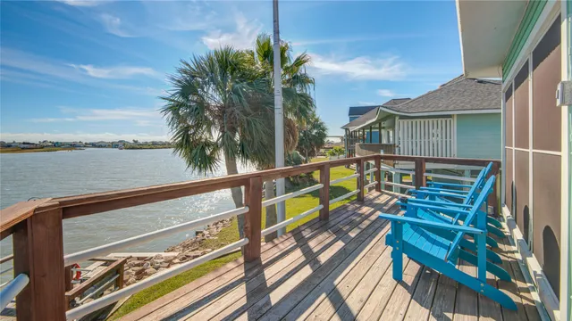 $580,000 | 83 Dolphin Lane, Freeport, TX 77541