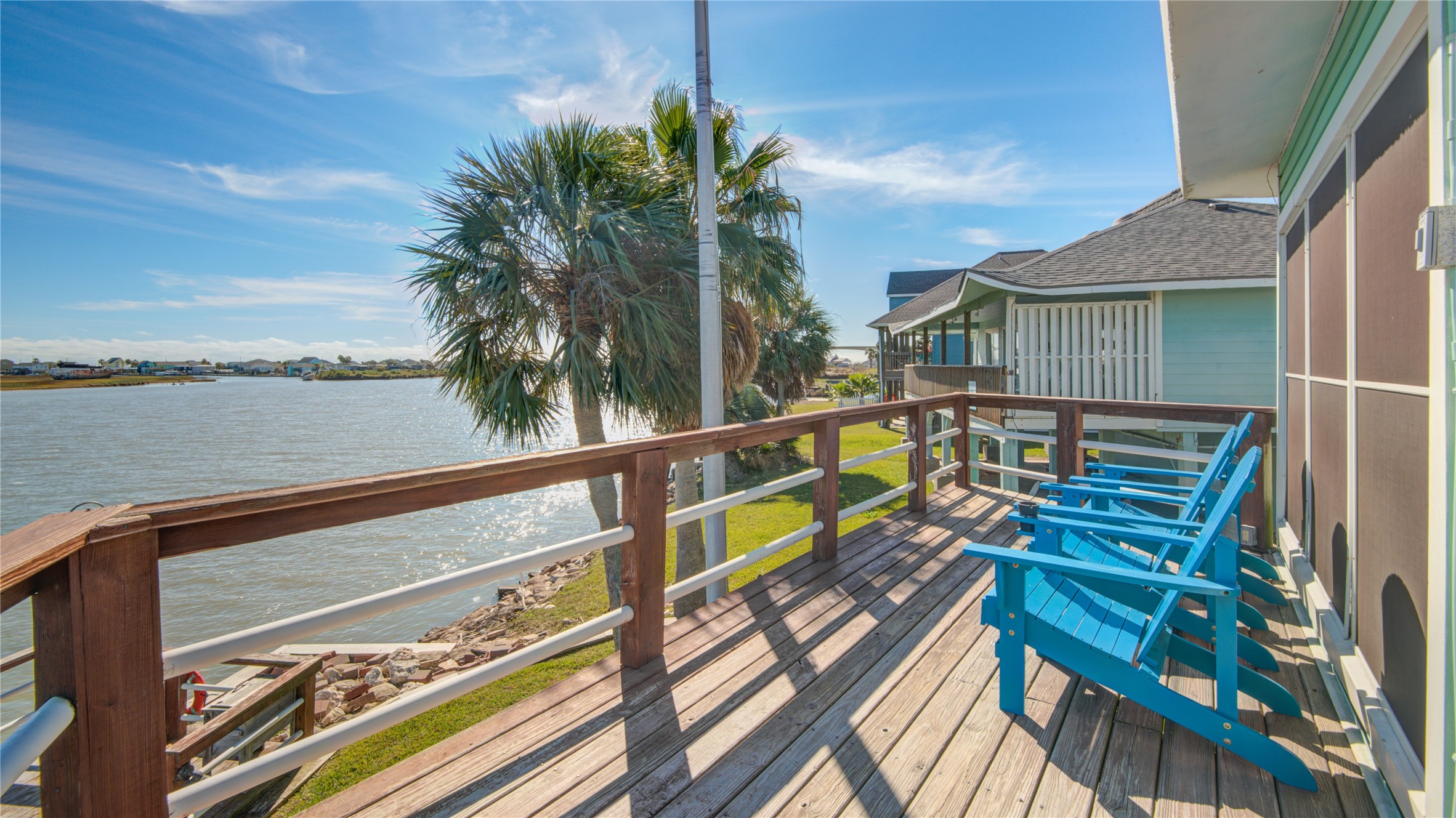 83 Dolphin Lane Freeport, TX 77541 - Photo 28 of 39 a view of balcony with furniture