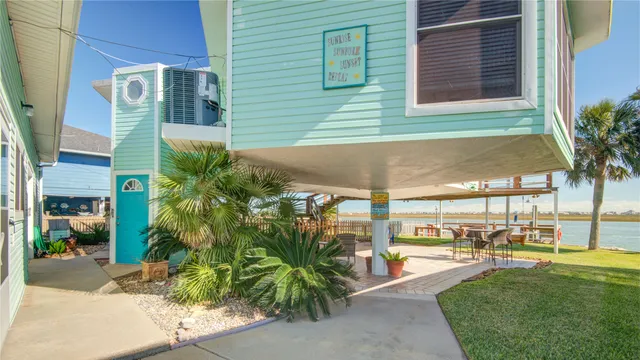 $580,000 | 83 Dolphin Lane, Freeport, TX 77541