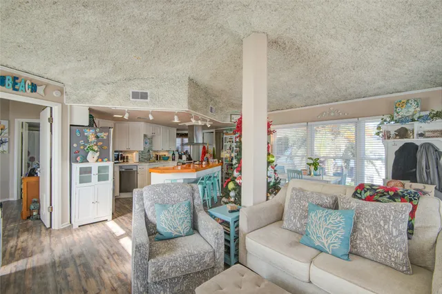 $580,000 | 83 Dolphin Lane, Freeport, TX 77541