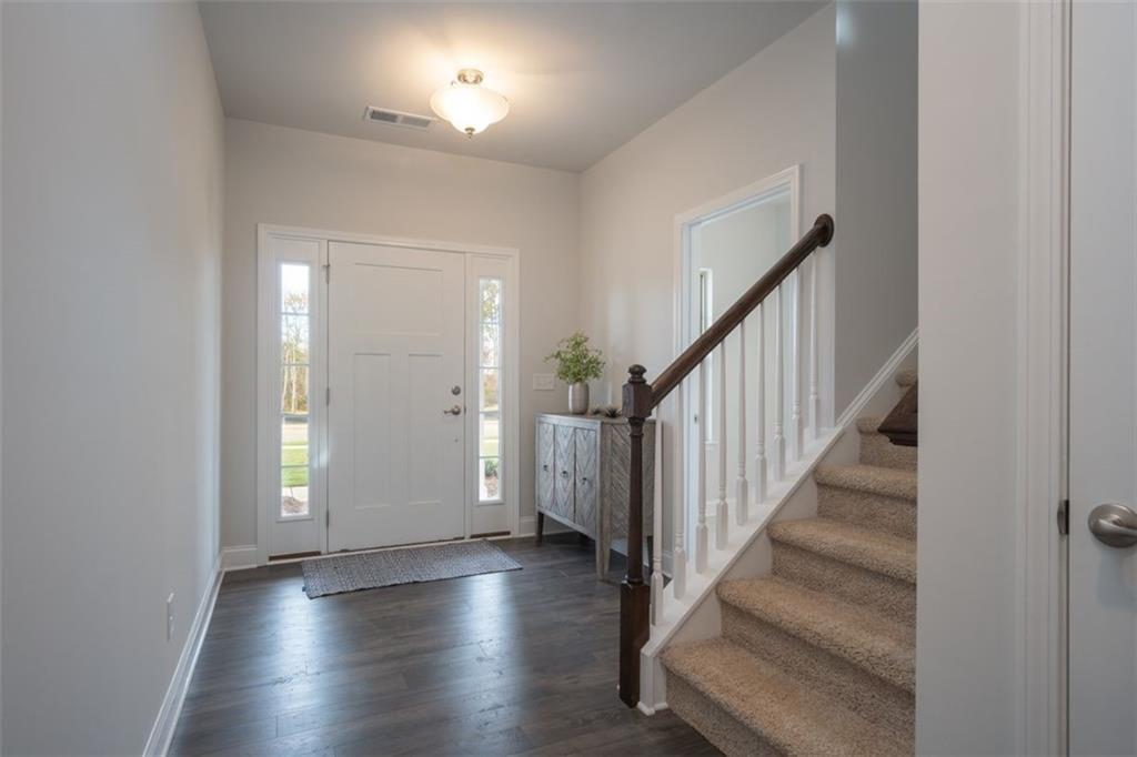 3028 Fairway Court Villa Rica, GA 30180 - Photo 3 of 24