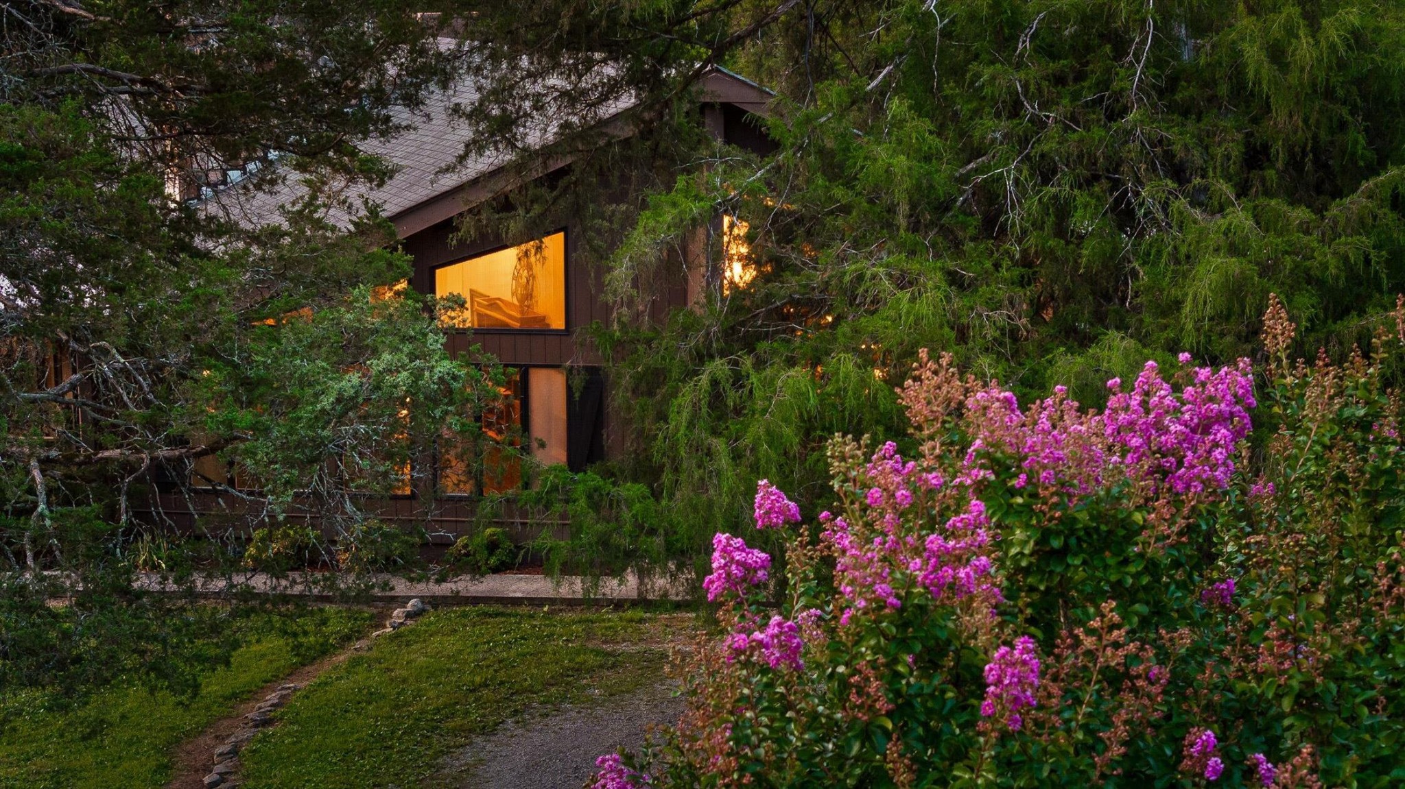 657 Brock Road Chickamauga, GA 30707 - Photo 19 of 55 a picture of flowers