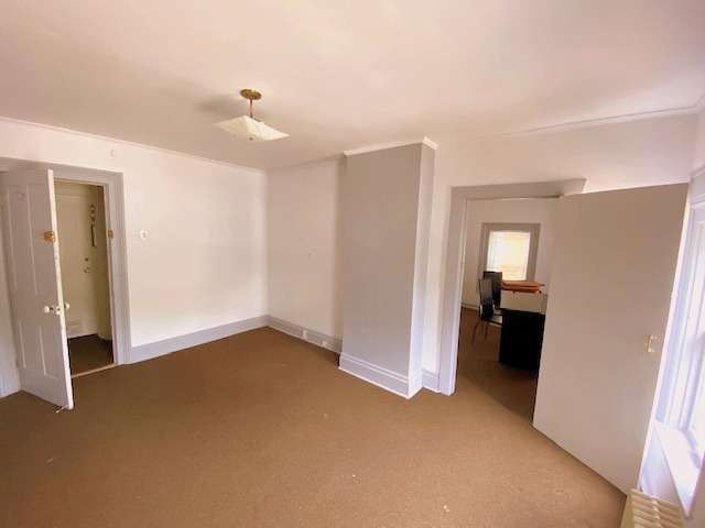 438 North Sheridan Road Waukegan, IL 60085 - Photo 21 of 21 a view of a room with a hallway