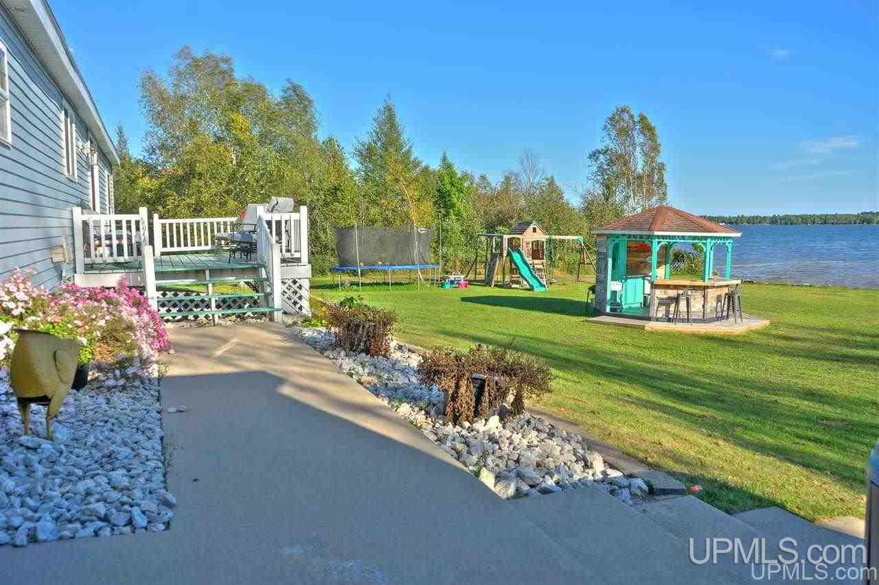3163 North Gulliver Lake Road Gulliver, MI 49840 - Photo 5 of 49