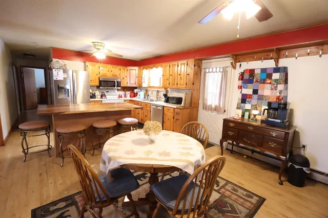 $485,000 | 25 Marshall Avenue, Hartford, VT 05001