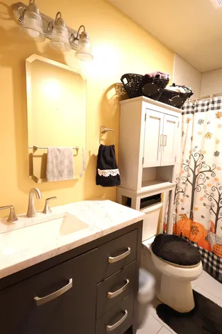 $485,000 | 25 Marshall Avenue, Hartford, VT 05001