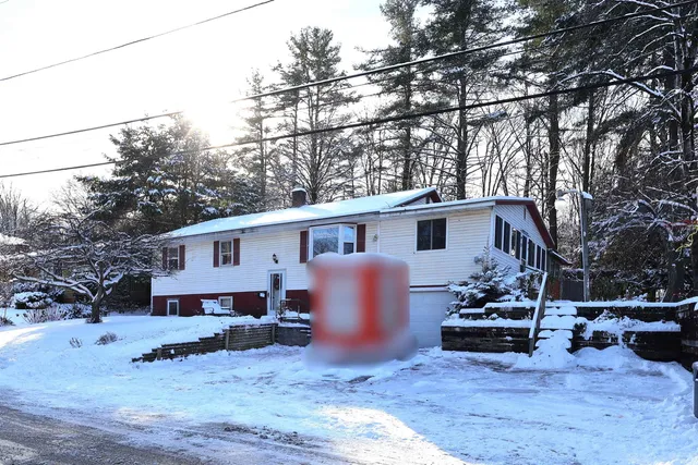 $485,000 | 25 Marshall Avenue, Hartford, VT 05001