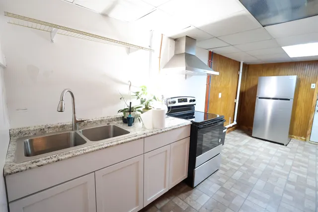 $485,000 | 25 Marshall Avenue, Hartford, VT 05001