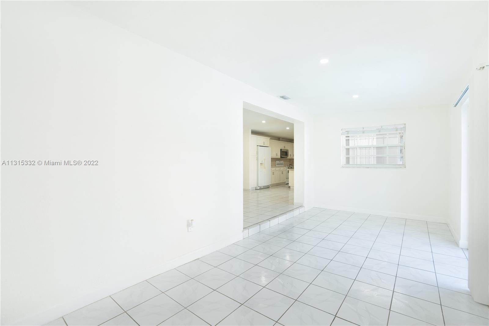 9215 Southwest 45th Street, Unit 9215 Miami, FL 33165 - Photo 15 of 37