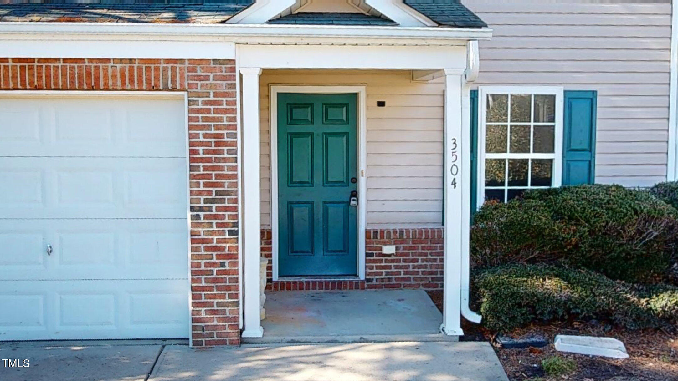 3504 Dolle Court Raleigh, NC 27610 - Photo 3 of 54 01.14.2025_16.26.13