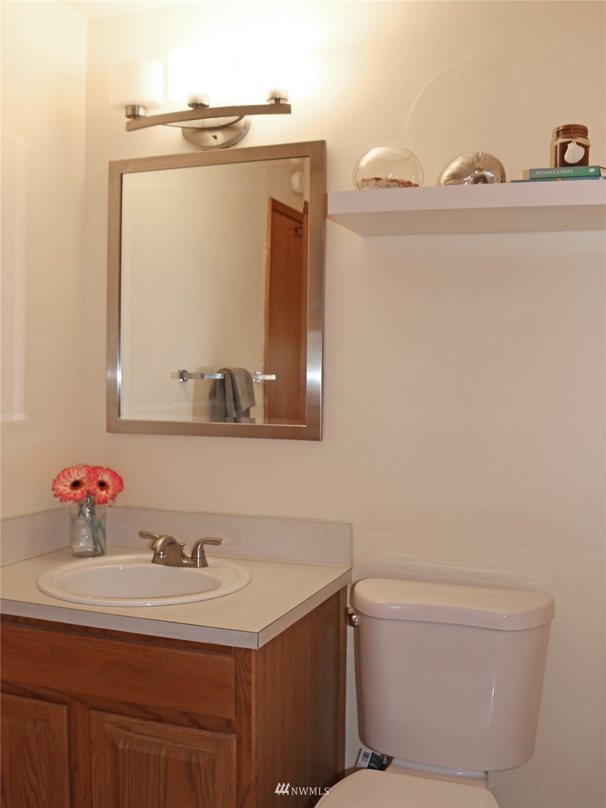 3323 Northeast 11th Place Renton, WA 98056 - Photo 30 of 36 Gallery Image 30