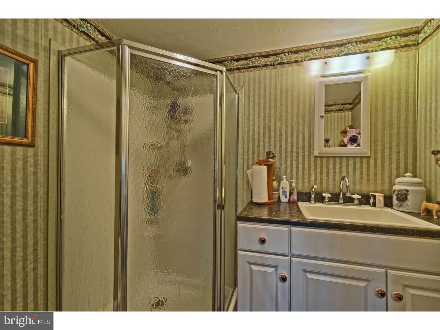 580 Pitman Road Sewell, NJ 08080 - Photo 11 of 25 Bathroom