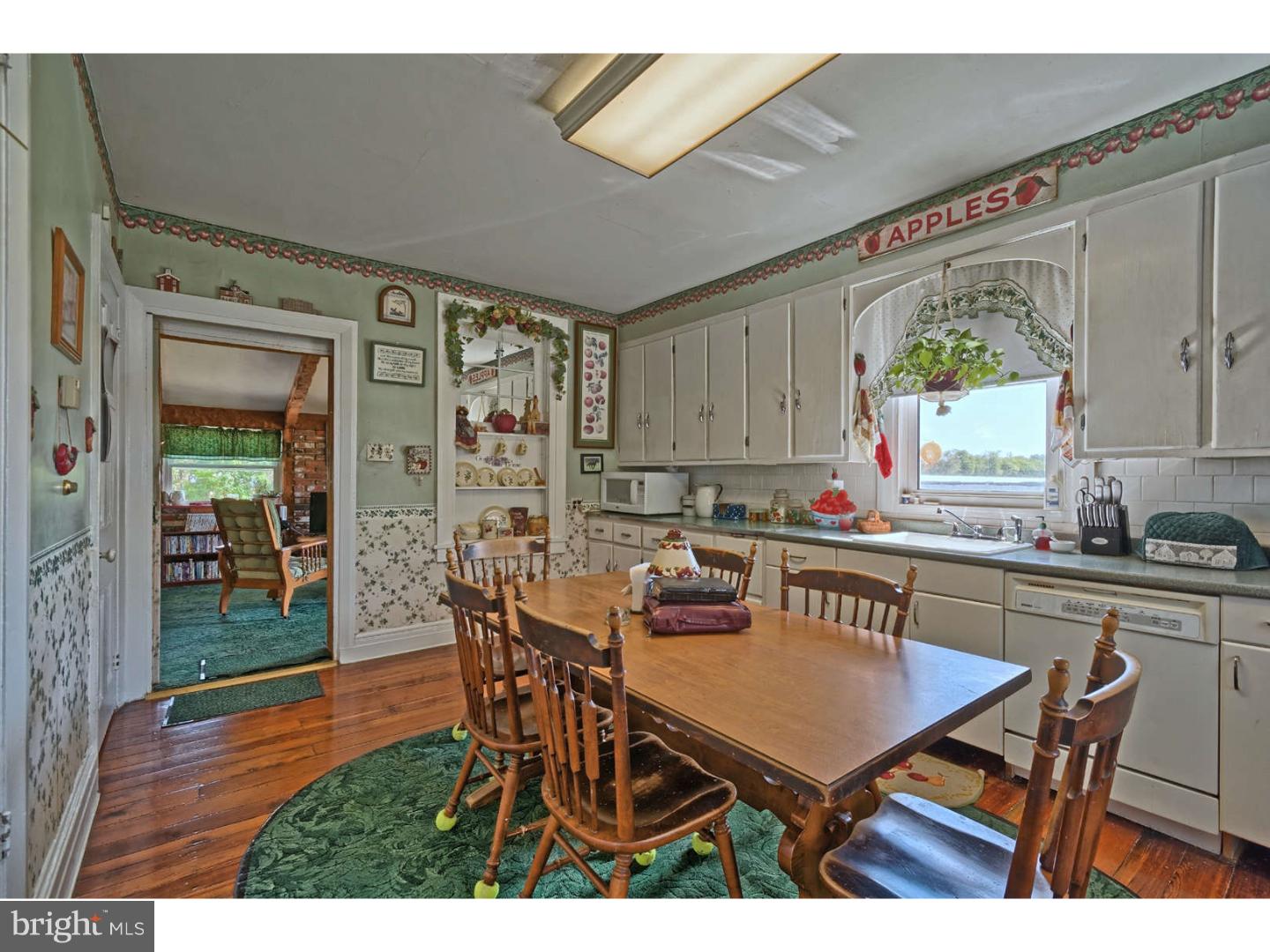 580 Pitman Road Sewell, NJ 08080 - Photo 8 of 25 Kitchen