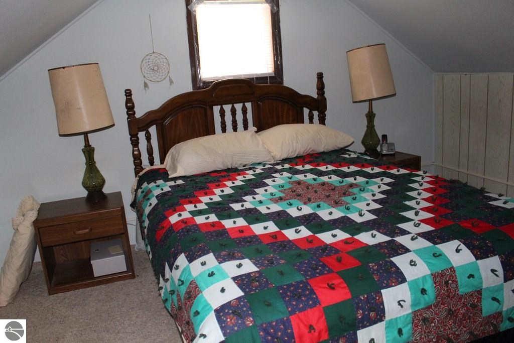 176 South Lincoln Road Mount Pleasant, MI 48858 - Photo 14 of 19 1743717-13.JPG