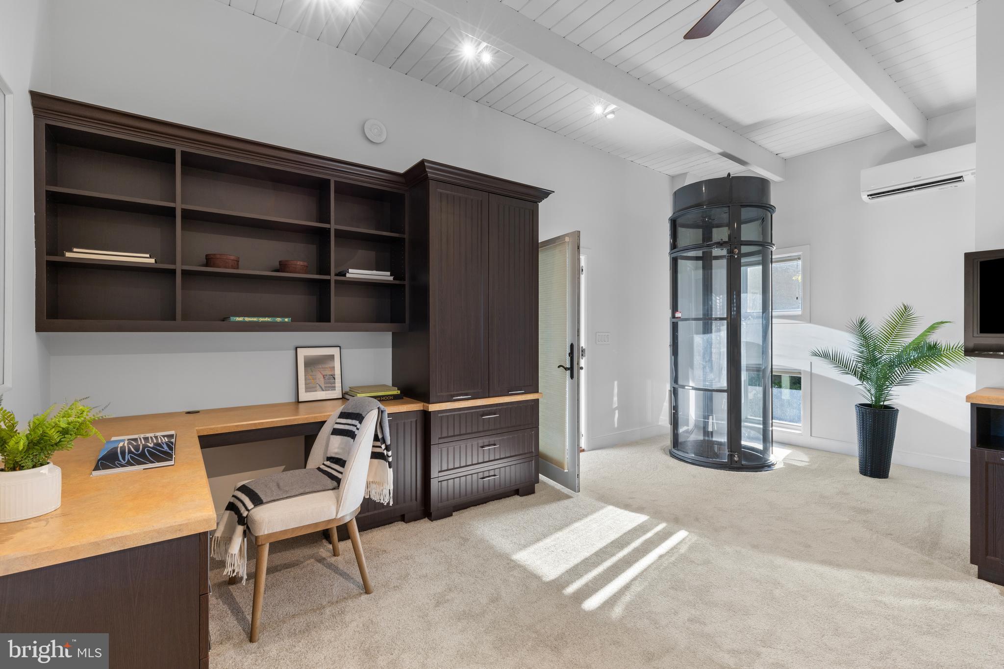 411 Ridgely Avenue Annapolis, MD 21401 - Photo 31 of 48 Elevator to sunroom and built-in desk