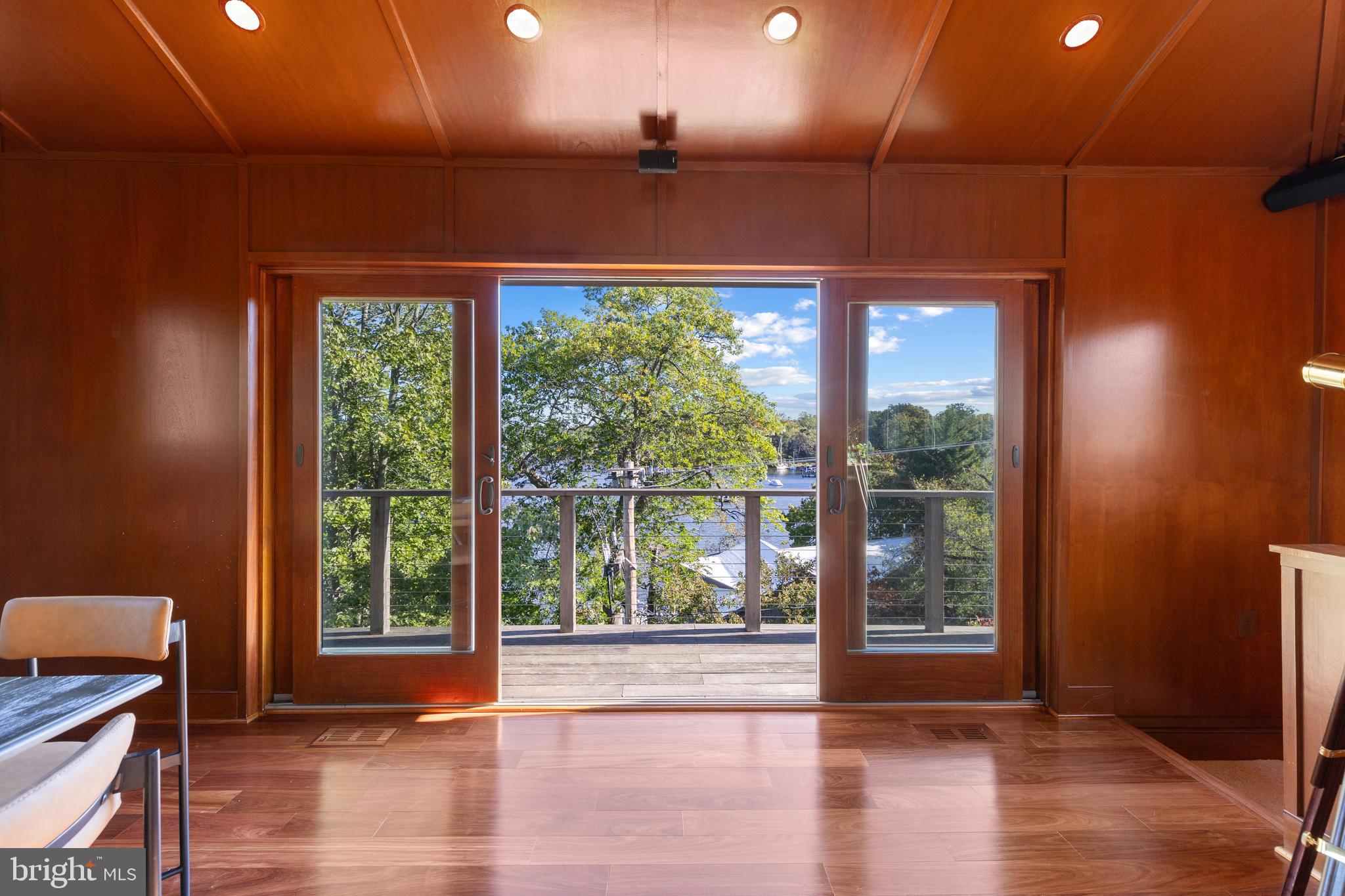 411 Ridgely Avenue Annapolis, MD 21401 - Photo 35 of 48 Glass doors open to wrap around balcony