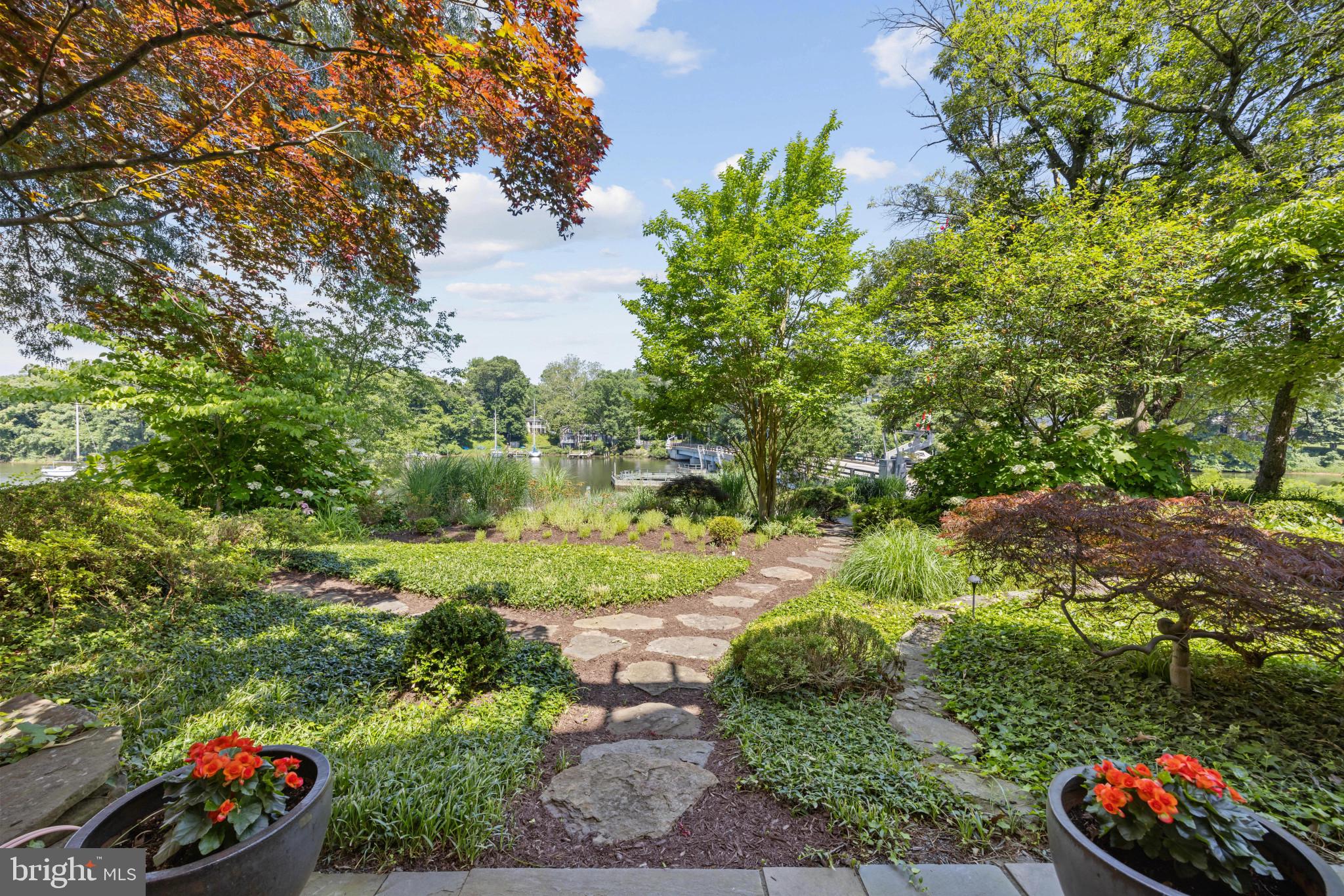 411 Ridgely Avenue Annapolis, MD 21401 - Photo 41 of 48 Path to the water's edge