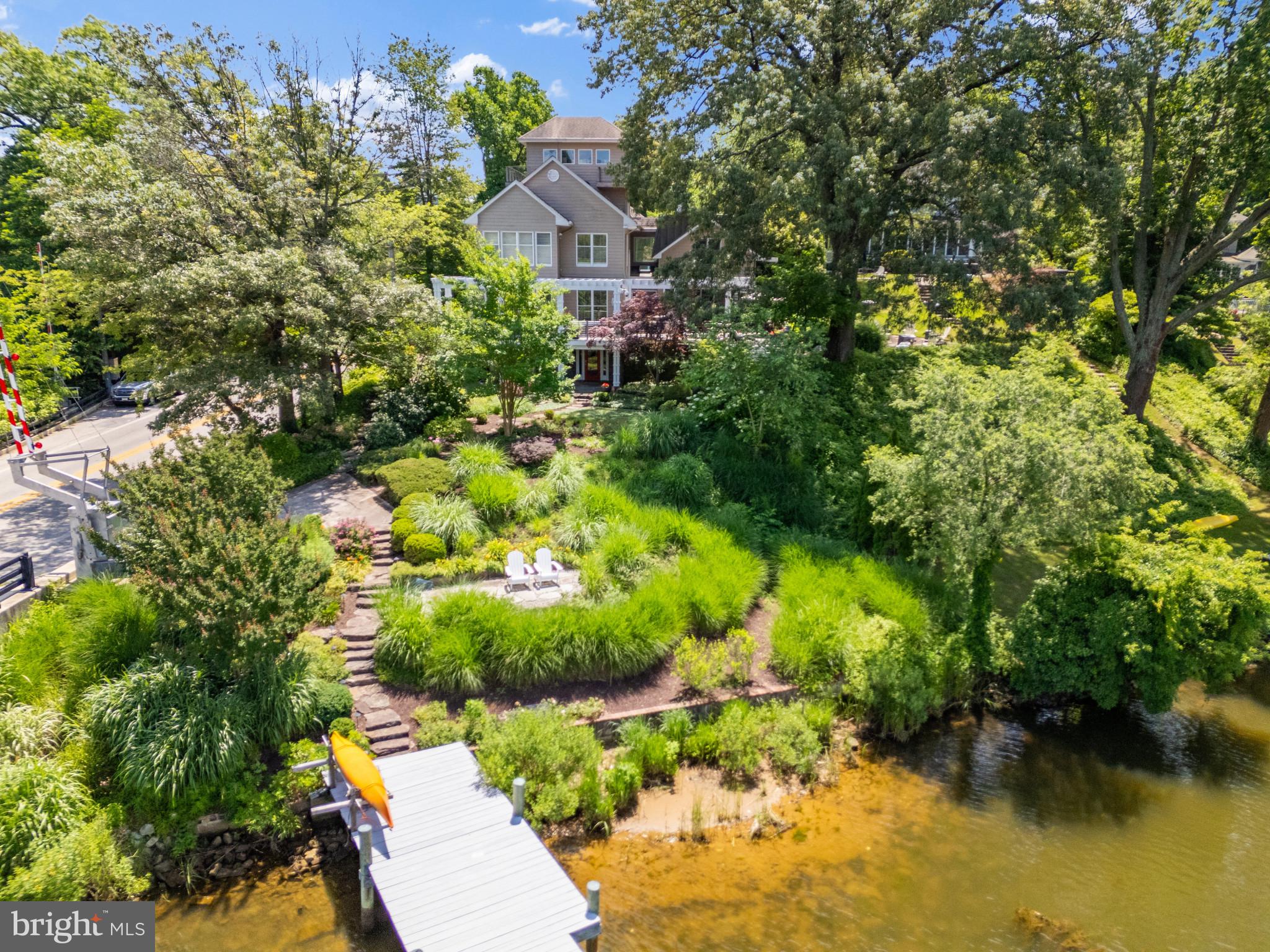 411 Ridgely Avenue Annapolis, MD 21401 - Photo 42 of 48 Lush professional landscaping